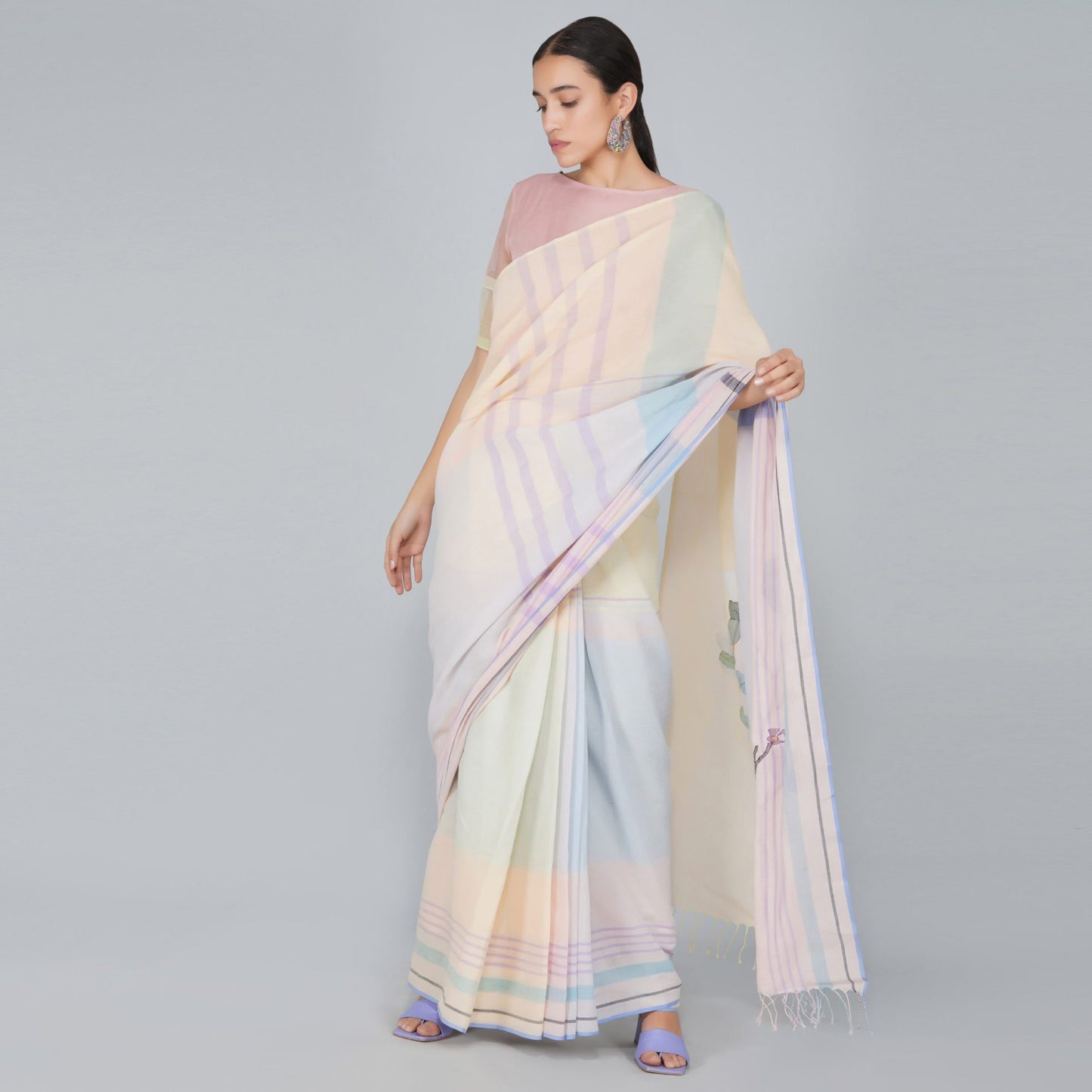 Pearl &amp; Peaches Saree