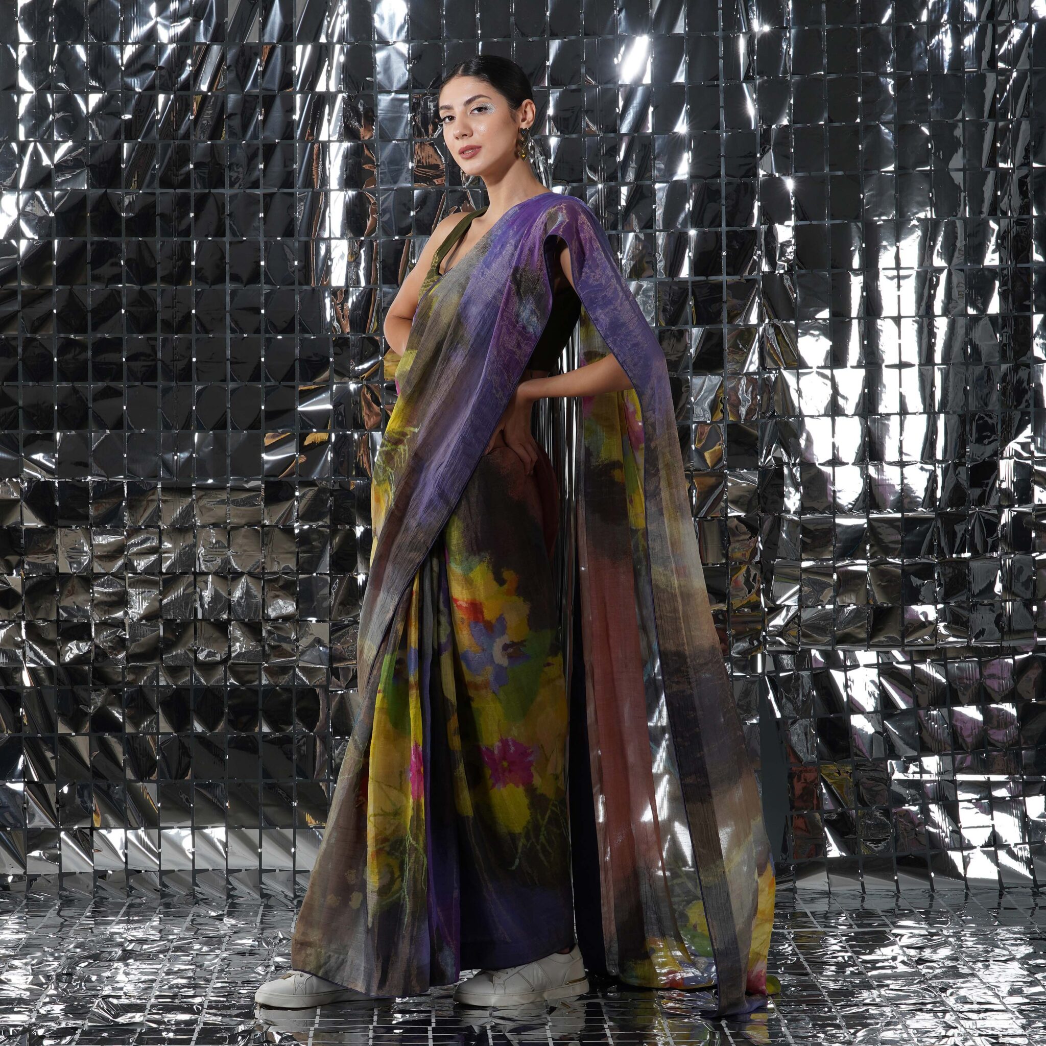 GAIA SAREE - Image 5